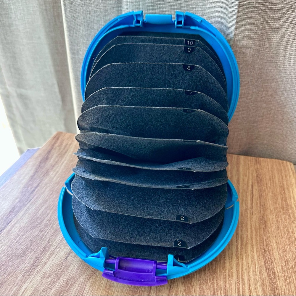 Y2K CD Storage Blue and Purple Case Mead Tech Mates Cd Album Holder Frutiger